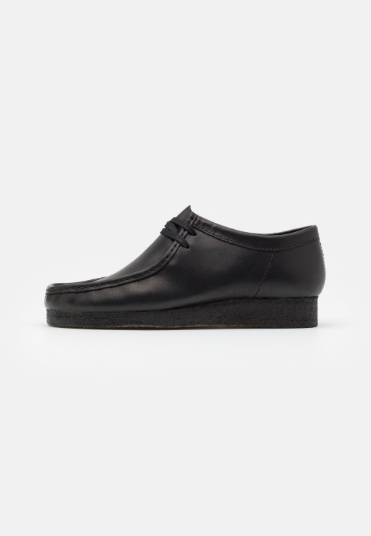 Wallabee Casual Con Cordones Negro Clarks