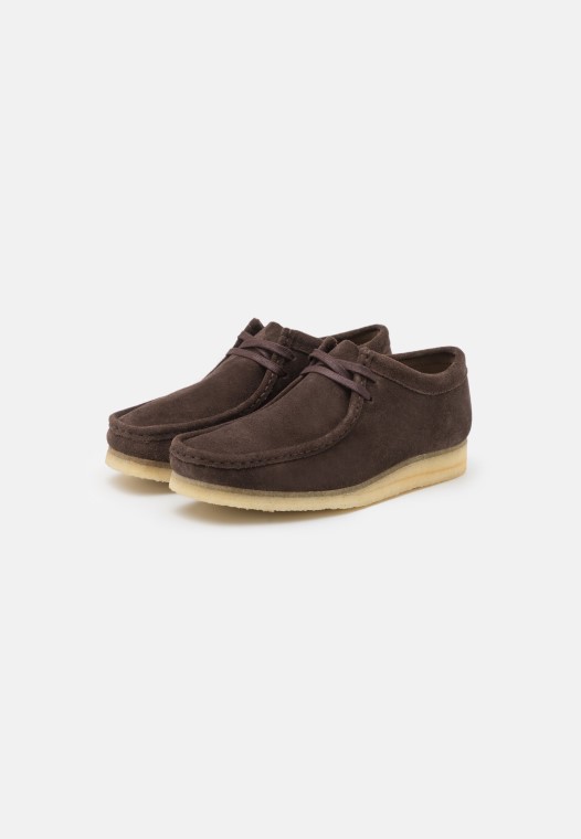 Wallabee Casual Con Cordones Clarks Marrón Oscuro