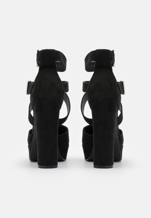Tacones Negros Clarks