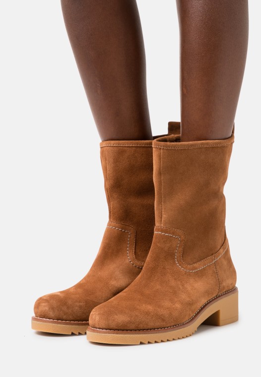 Clarks Marrón Oscuro Eden Mid Hi Botas Clásicas Al Tobillo