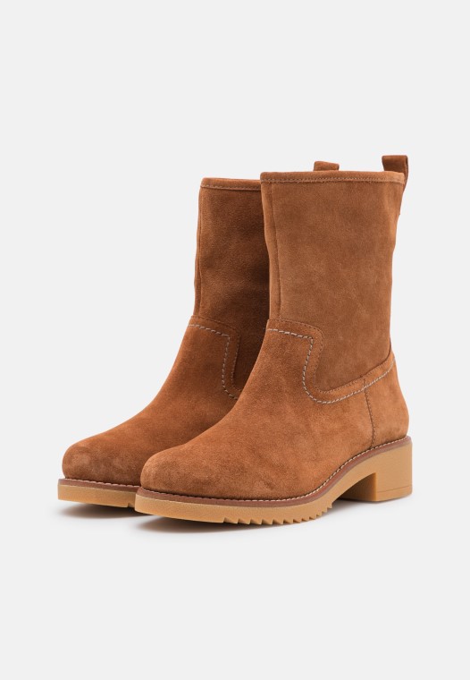Clarks Marrón Oscuro Eden Mid Hi Botas Clásicas Al Tobillo
