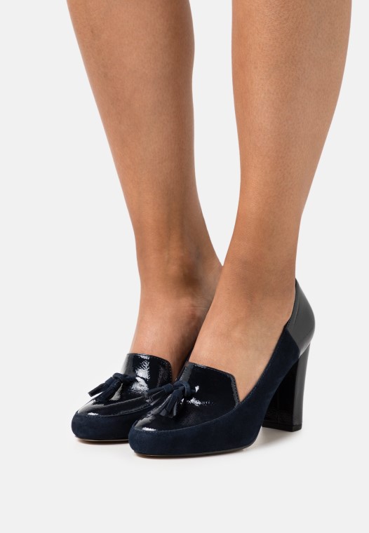 Tacones Clasicos De Cuero Clarks Azul Oscuro