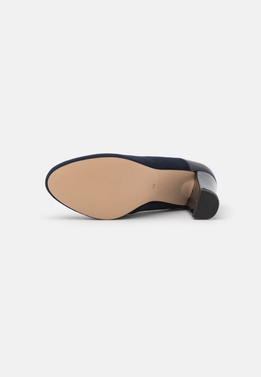 Tacones Clasicos De Cuero Clarks Azul Oscuro