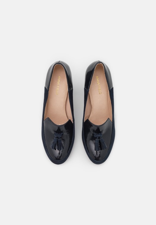 Tacones Clasicos De Cuero Clarks Azul Oscuro