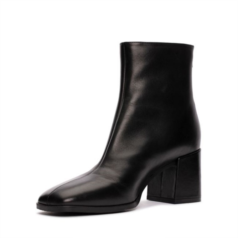Cuero Negro Clarks Seren Zip Cuero Negro