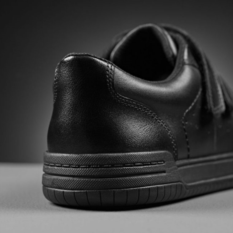 Cuero Negro Cervatillo Lay Juvenil Cuero Negro Clarks