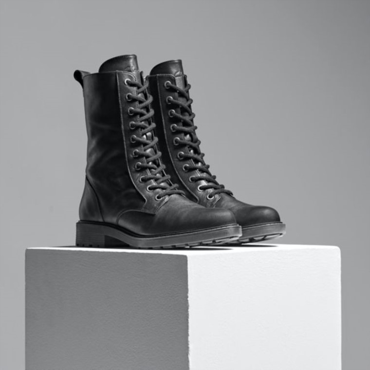Cuero Negro Estilo Orinoco 2 Cuero Negro Clarks