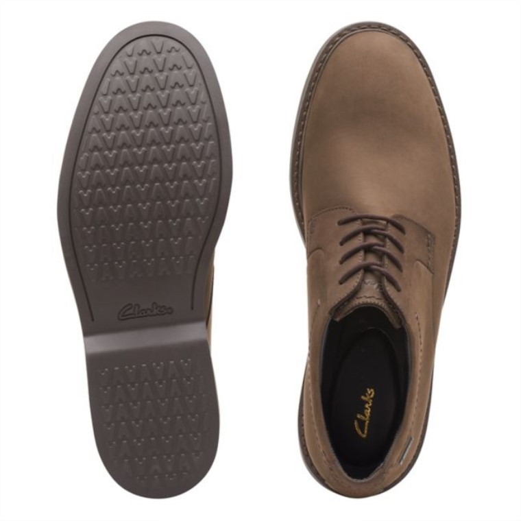 Clarks Atticus Lt Lo Gore-tex Nubuck Marrón Oscuro Nubuck Marrón Oscuro