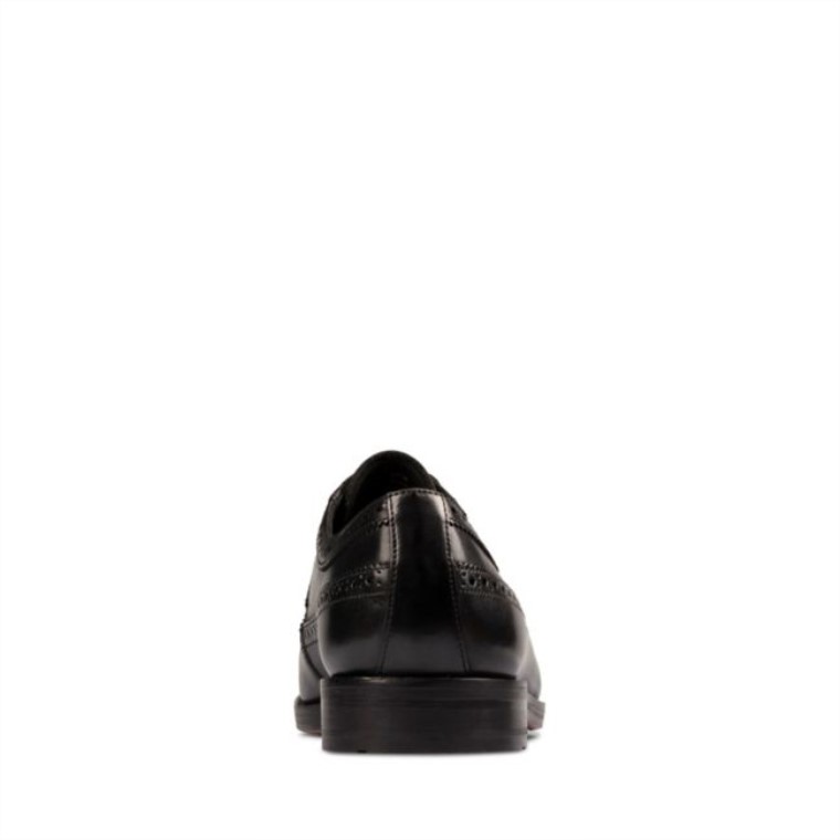 Clarks Cuero Negro Oliver Wing Cuero Negro
