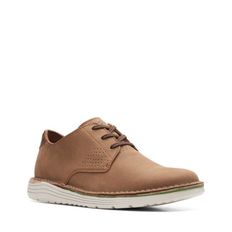 Clarks Taupe Nubuck B Runo Low Taupe Nubuck