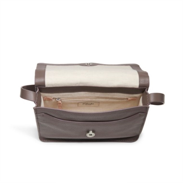Clarks Taupe Treen River Taupe