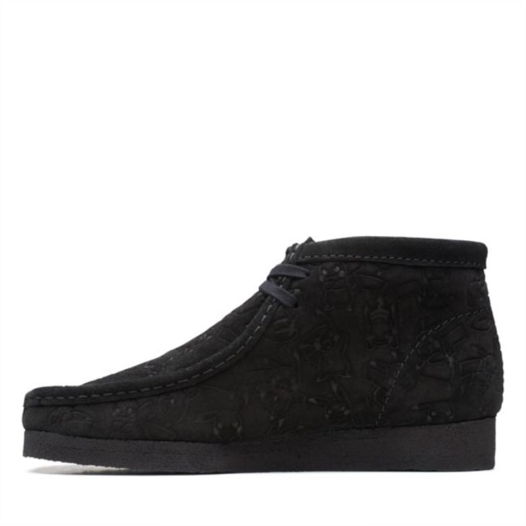 Bota Clarks Wallabee Negro Grabado Negro Grabado
