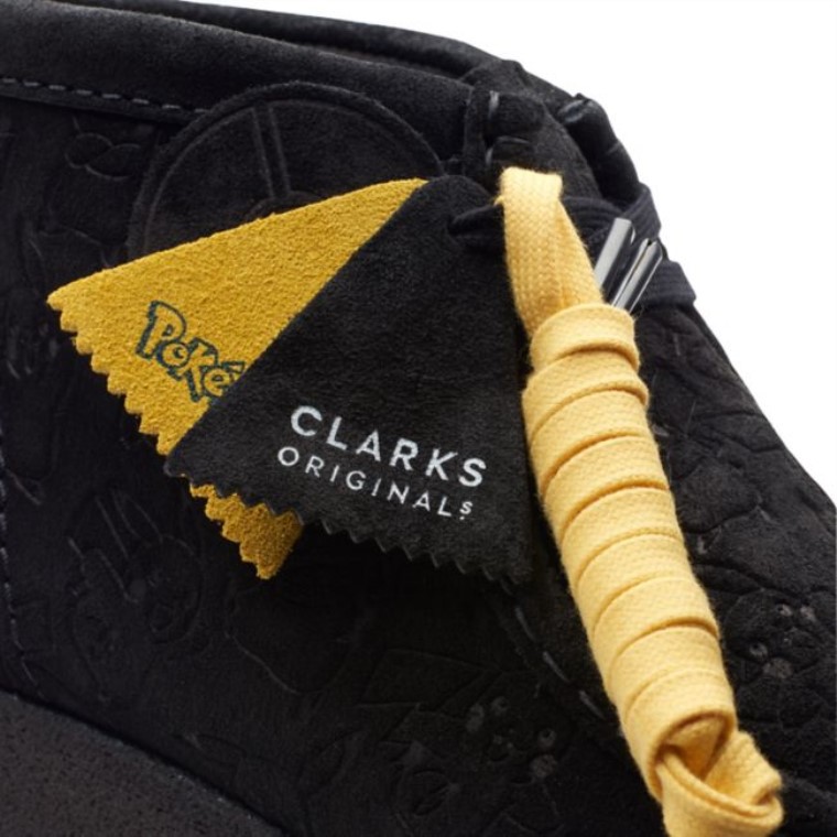 Bota Clarks Wallabee Negro Grabado Negro Grabado