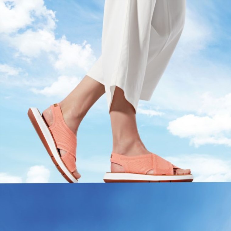 Jemsa Dash Luz Coral Clarks