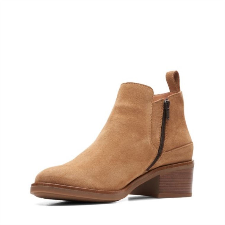 Tan Suede Clarks Memi Zip Tan Suede