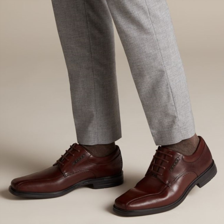 Un Kenneth Way Cuero Marrón Clarks Cuero Marrón