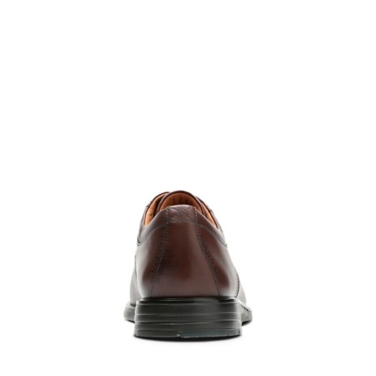 Un Kenneth Way Cuero Marrón Clarks Cuero Marrón
