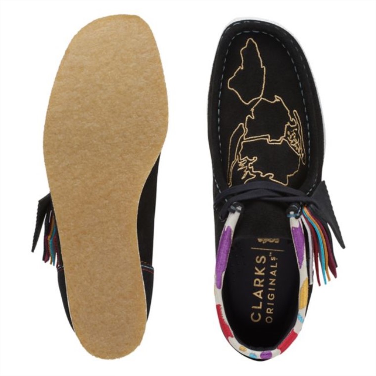 Botas Clarks Wallabee Negras Bordadas