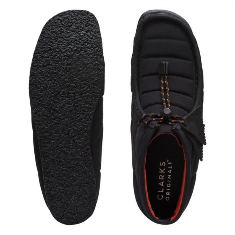 Bota Wallabee Acolchada Negra Clarks Padded Black