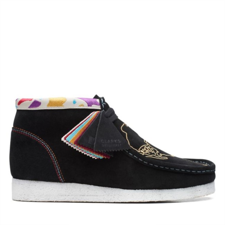 Botas Clarks Wallabee Negras Bordadas