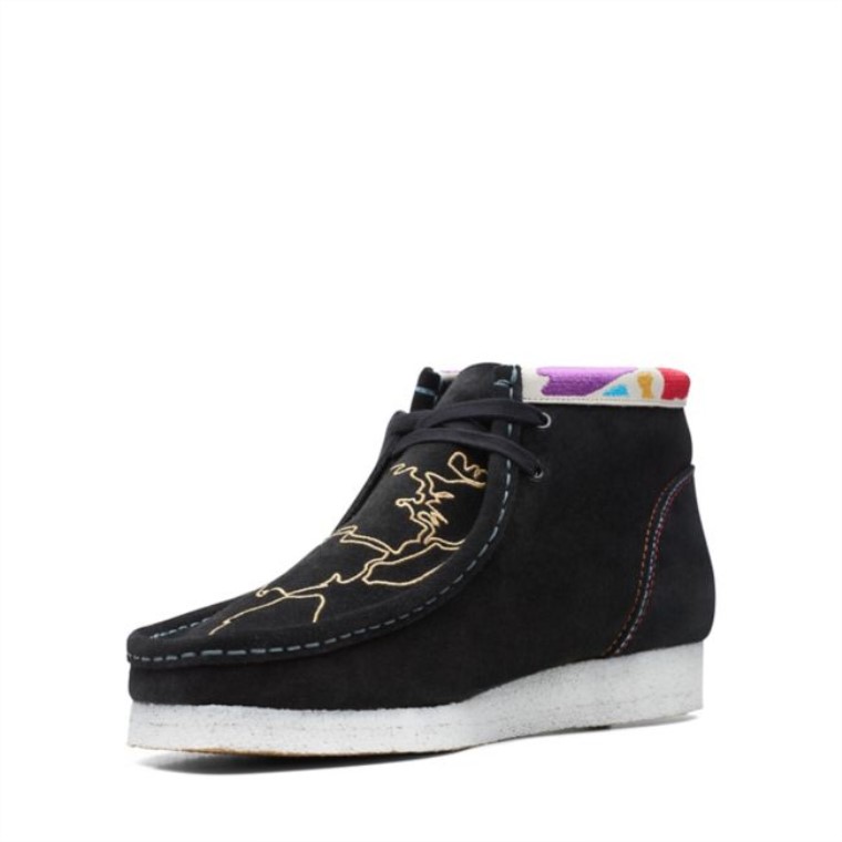 Botas Clarks Wallabee Negras Bordadas