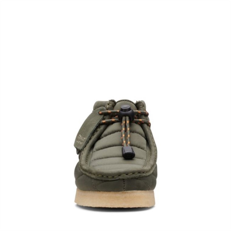 Bota Wallabee Caqui Acolchada Clarks Caqui