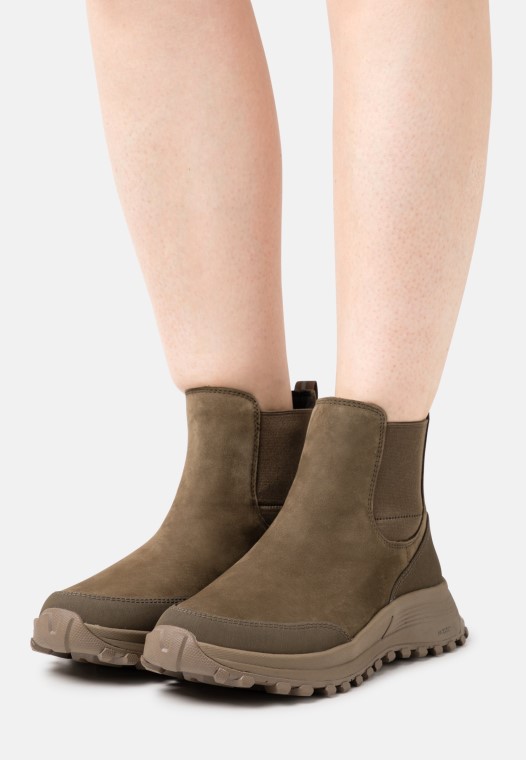 Botines Clarks Atltrecupwp Pierna