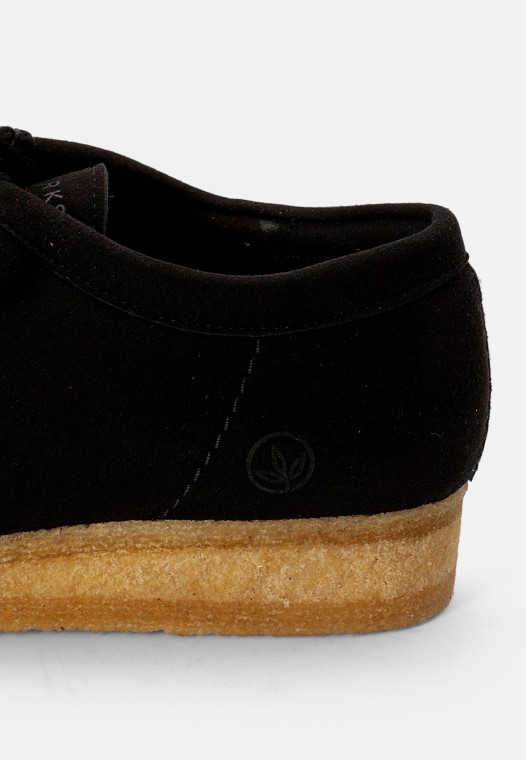 Zapatos Con Cordones Clarks Veganos Negros Wallabee Casuales