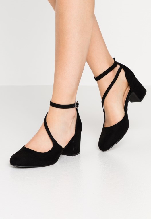 Tacones Clasicos Clarks Negros
