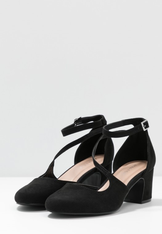 Tacones Clasicos Clarks Negros