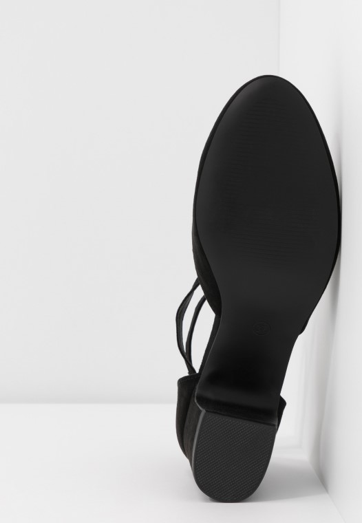 Tacones Clasicos Clarks Negros