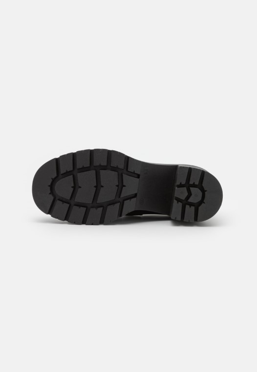 Tacones De Plataforma De Tierra Negra Clarks