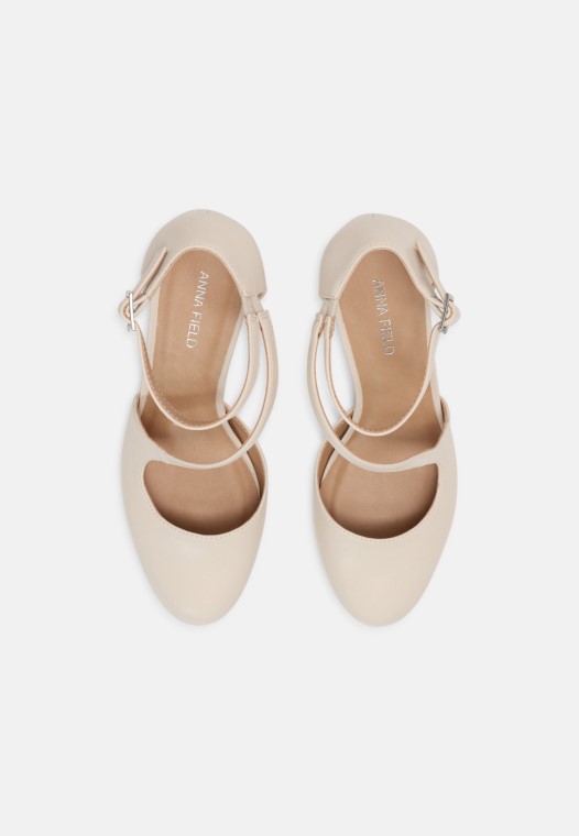 Tacones Altos Clarks Blanco Roto