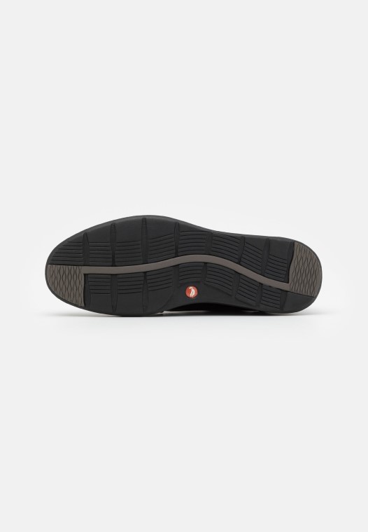 Zapatos Con Cordones Clarks Un Abode
