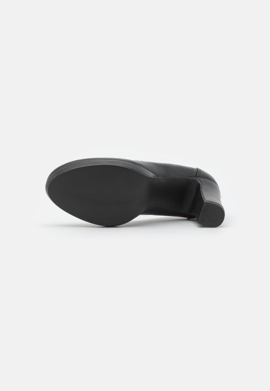 Tacos De Plataforma Negros Clarks