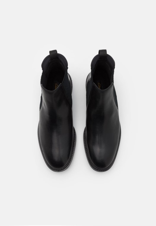 Negro Clarks Clarkdale Hall Clásico Botas