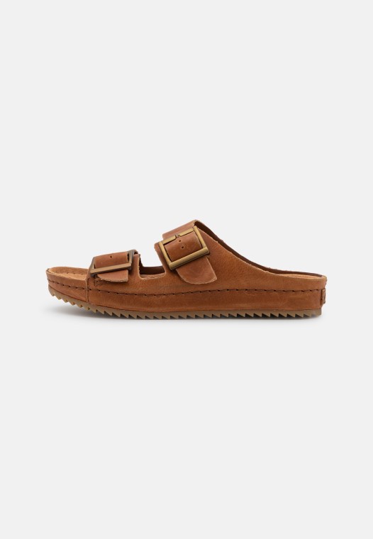 Pantuflas Clarks Bronceado Oscuro Brookleigh Sun