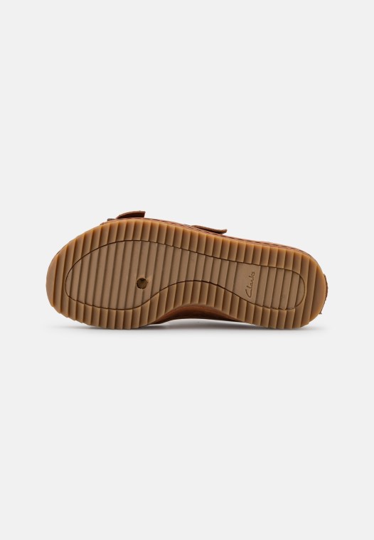 Pantuflas Clarks Bronceado Oscuro Brookleigh Sun