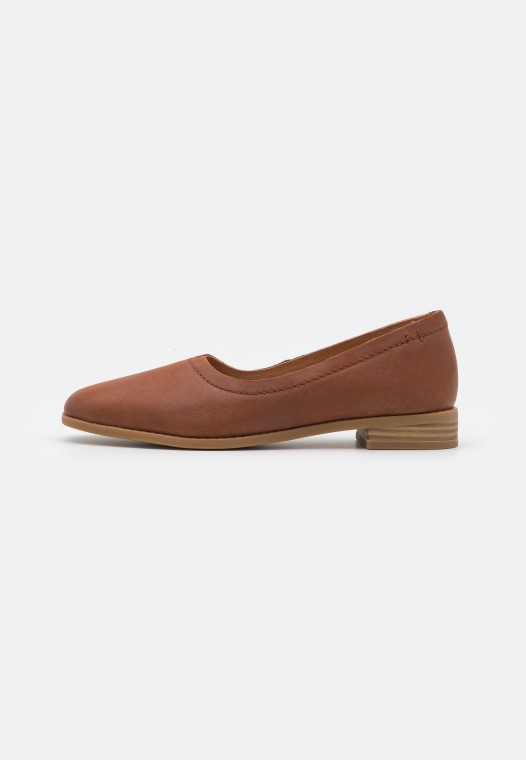 Zapatillas Sin Cordones Pure Walk Clarks Marrón Oscuro Lea