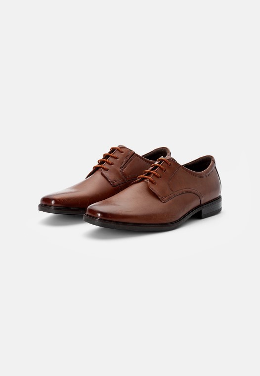 Howard Walk Con Cordones Clarks Bronceado Oscuro