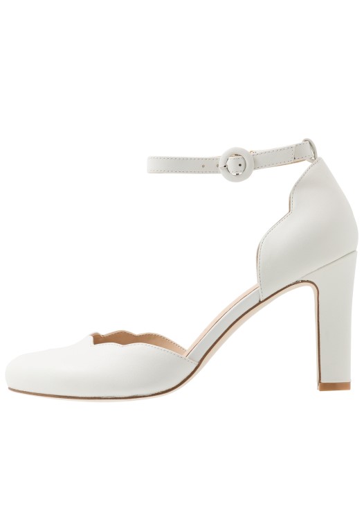 Bombas De Cuero Clarks Tacones Altos Blanco