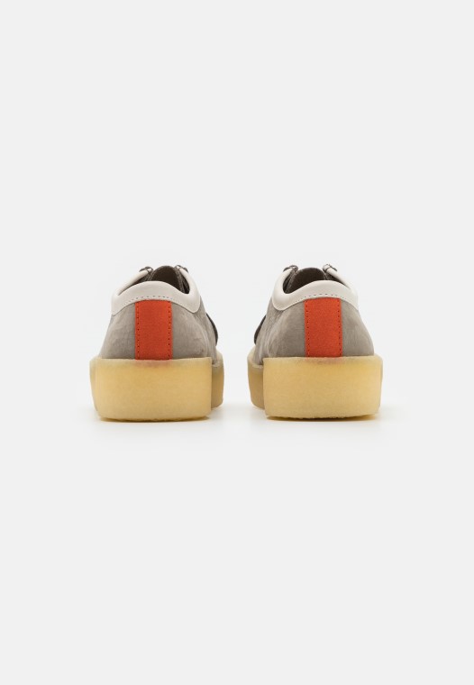 Wallabee Cup Casual Con Cordones Gris Clarks
