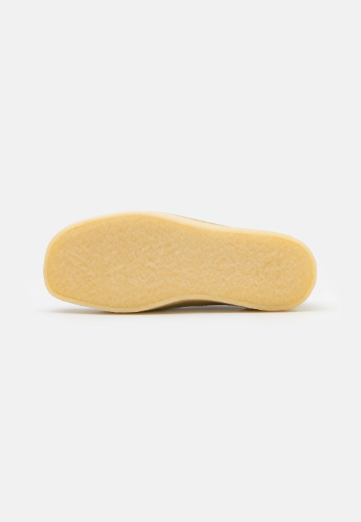 Wallabee Cup Casual Con Cordones Gris Clarks