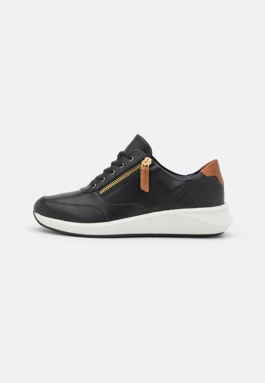 Zapatillas Rio Zip Negro Clarks