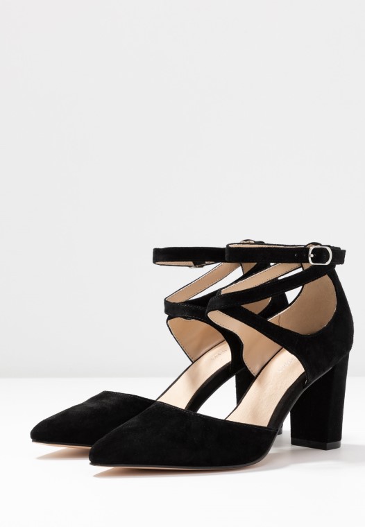 Tacones Negros De Cuero Clarks