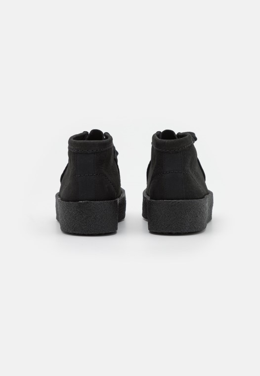 Zapatos Casuales Negros Clarks Wallabee Cup Con Cordones