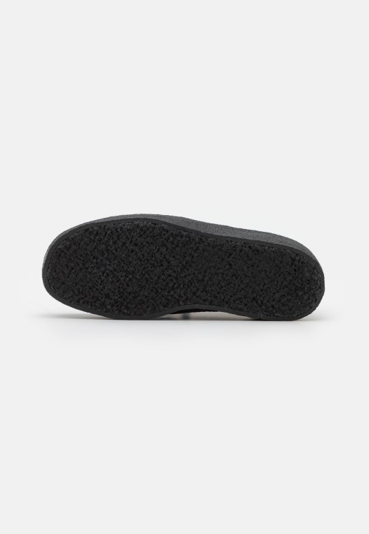 Zapatos Casuales Negros Clarks Wallabee Cup Con Cordones