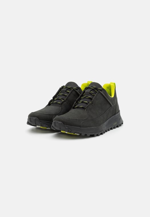 Zapatillas Clarks Trek Run Negras