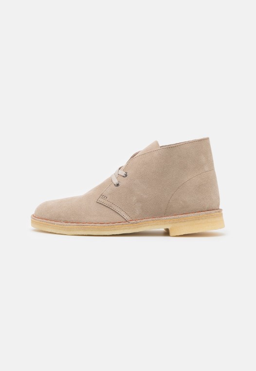 Bota Safari Casual Cordones Arena Clarks