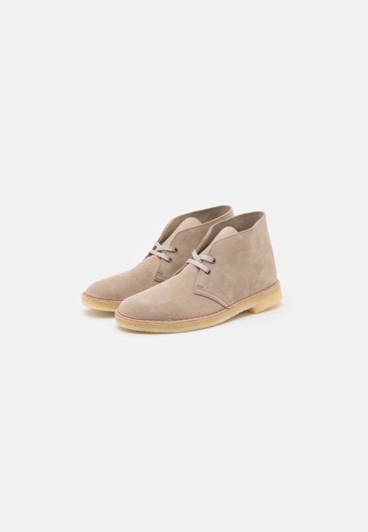 Bota Safari Casual Cordones Arena Clarks